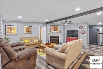 145 State Rd S-32-1409 in Leesville, SC - Building Photo - Building Photo