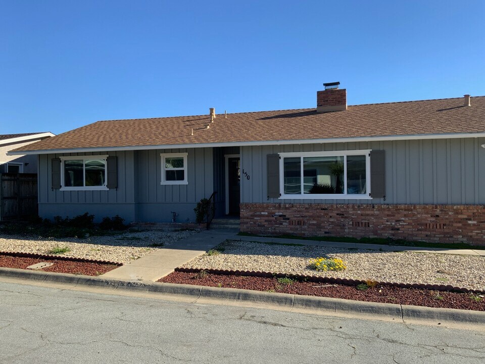 150 Damar St in Morro Bay, CA - Building Photo