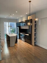 1058 Kenilworth Ave in Charlotte, NC - Building Photo - Building Photo