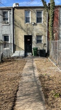 2617 W Cold Spring Ln photo'