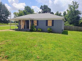 4959 Shayne Ln in Memphis, TN - Building Photo