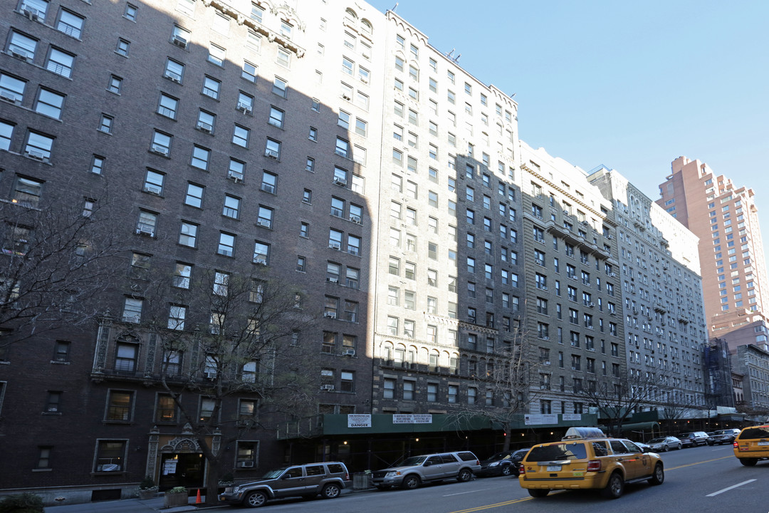 Manchester House Apartments in New York, NY - Building Photo