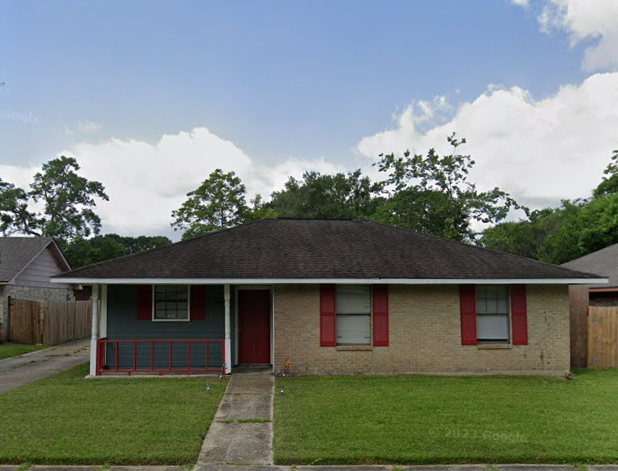 14116 Poydras Ave in Baton Rouge, LA - Foto de edificio