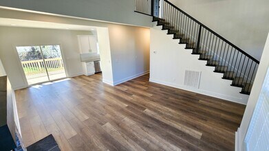 3509 Clover Hill Dr in Clarksville, TN - Foto de edificio - Building Photo