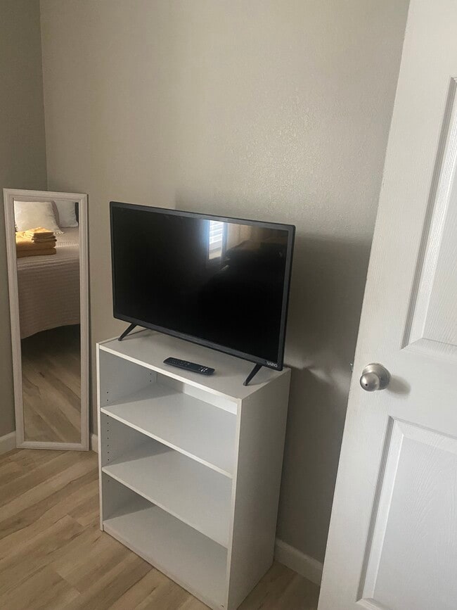 101 S Buchanan St, Unit 101 in Maryville, MO - Foto de edificio - Building Photo