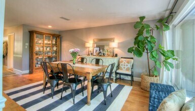 6000 Mountainclimb Dr in Austin, TX - Building Photo - Building Photo