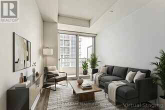 180 Fairview Mall Dr in Toronto, ON - Building Photo - Building Photo