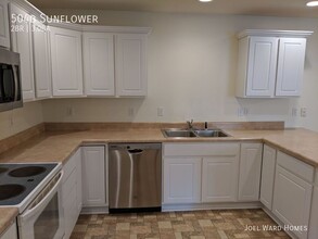 504B Sunflower St in Savoy, IL - Building Photo - Building Photo