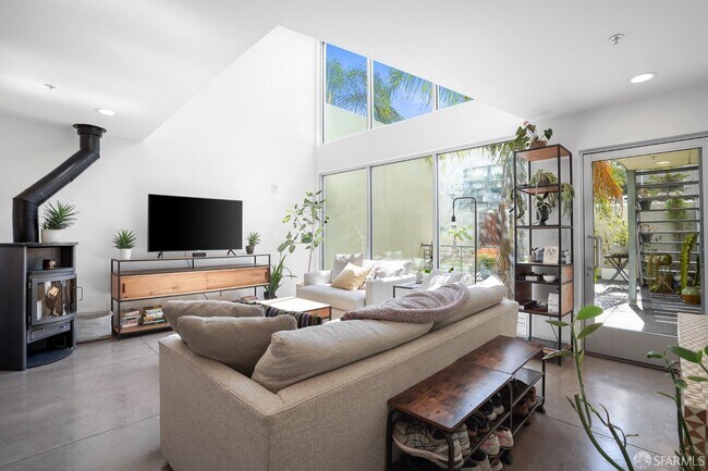 712 Bryant St in San Francisco, CA - Building Photo - Building Photo