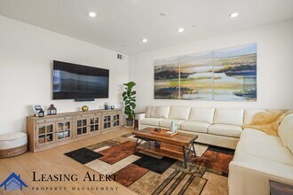26773 Laurel Mountain Lp in Stevenson Ranch, CA - Building Photo - Building Photo