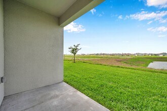 9328 Bonita Mar Dr in Parrish, FL - Building Photo - Building Photo