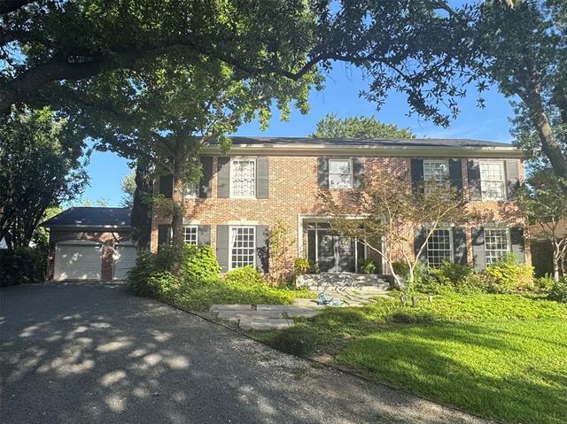property at 9027 Guernsey Ln