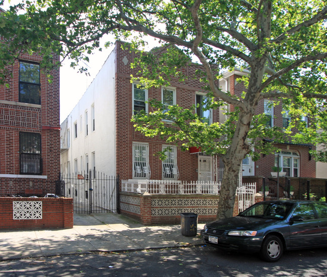 463 E 95th St in Brooklyn, NY - Foto de edificio - Building Photo