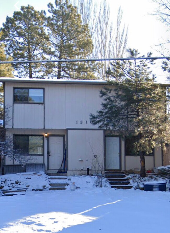 Propiedad no disponible en 1310 S Lone Tree Rd en Flagstaff, [state