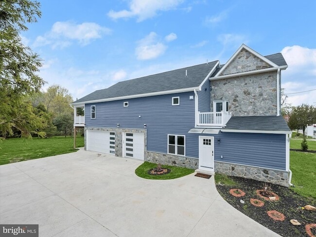 property at 700 Olney Sandy Spring Rd