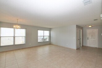 1141 Seneca Falls Dr in Orlando, FL - Building Photo - Building Photo