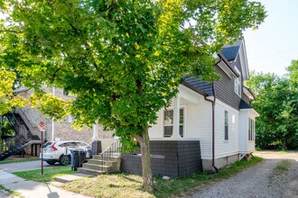 112 Adams St in Ann Arbor, MI - Building Photo - Building Photo