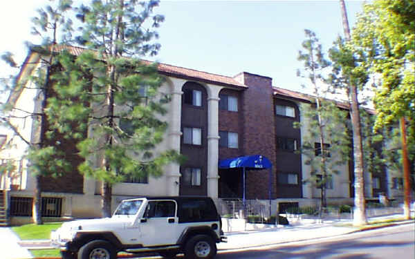 1043 Winchester Ave in Glendale, CA - Foto de edificio - Building Photo