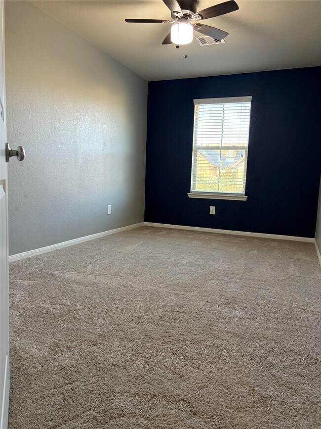 property at 14915 Silver Br Trl