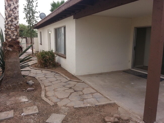 326 W La Jolla Dr in Tempe, AZ - Building Photo - Building Photo