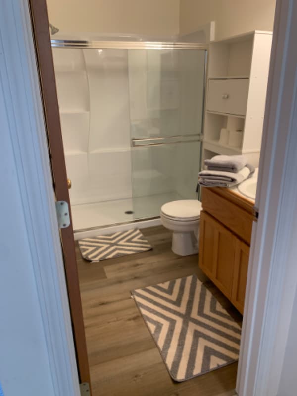 123 S Star Lake Rd in Federal Way, WA - Foto de edificio - Building Photo