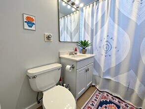 1423 Commonwealth Ave, Unit 203A in Boston, MA - Building Photo - Building Photo