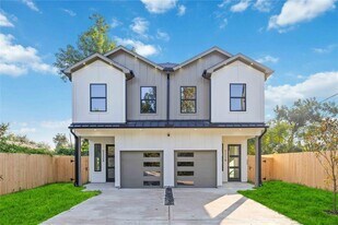 5222 Gold St in Houston, TX - Building Photo