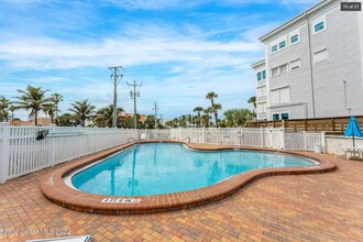 3037 S Hwy A1A in Melbourne Beach, FL - Building Photo - Building Photo