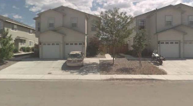 137-139 Palmer Ct in Dayton, NV - Building Photo