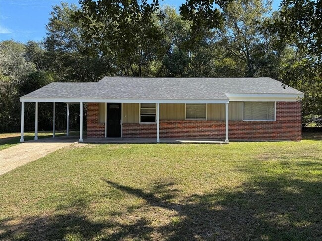 property at 401 Elmwood Dr