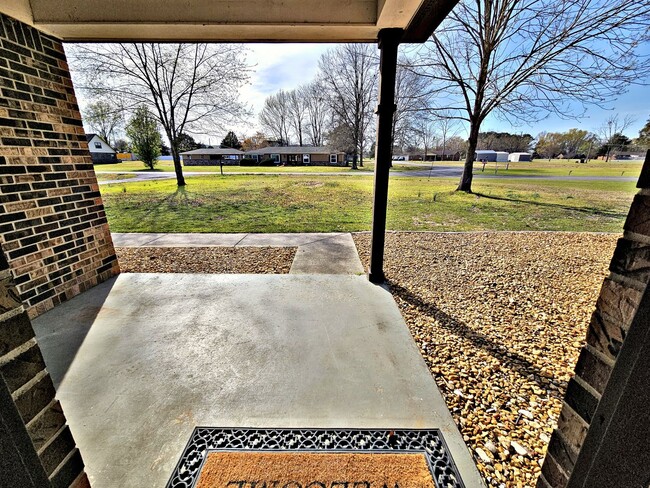 111 Willowbrook St in Decatur, AL - Building Photo - Building Photo
