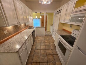 1230 N Madelia St in Spokane, WA - Building Photo - Building Photo