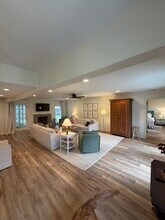 1946 Corbin Rd in Germantown, TN - Building Photo - Building Photo