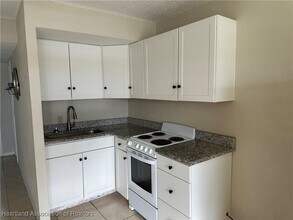 206 Golf Villas Ct NW in Lake Placid, FL - Building Photo - Building Photo
