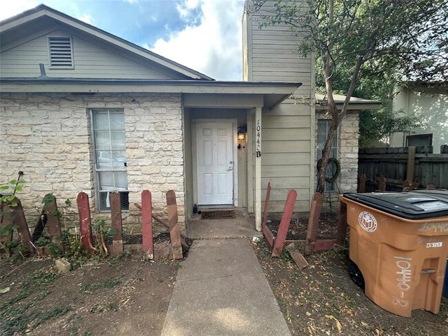 10440 Doc Holliday Trail in Austin, TX - Building Photo - Building Photo