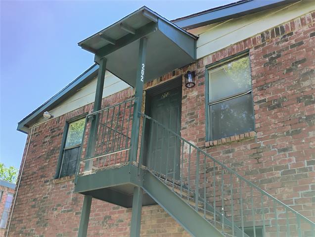 property at 1304 S Fitzhugh Ave