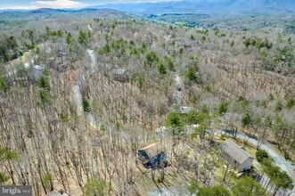 5359 Crooked Run Rd in Mount Jackson, VA - Building Photo - Building Photo