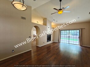 1560 E Sonoran Desert Dr in Tucson, AZ - Building Photo - Building Photo