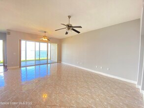 1835 Minutemen Causeway in Cocoa Beach, FL - Foto de edificio - Building Photo