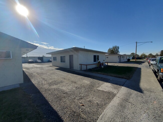 Highland Flats in Pasco, WA - Foto de edificio - Building Photo