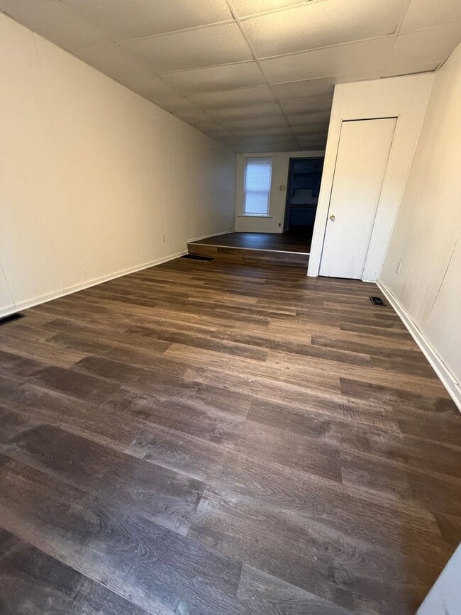 property at 214 W Strawberry St