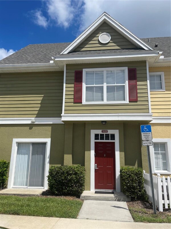 property at 2600 Lodi Cir