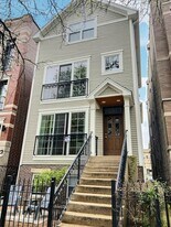 2538 N Southport Ave in Chicago, IL - Building Photo