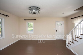 220 N Locust Ave in Evesham, NJ - Building Photo - Building Photo