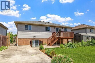 707 Sarah Ct in Windsor, ON - Building Photo - Building Photo