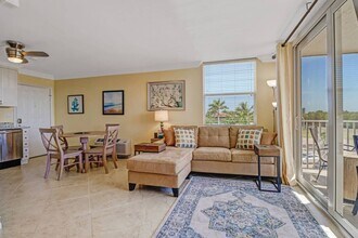 5500 Bonita Beach Rd SW in Bonita Springs, FL - Building Photo - Building Photo