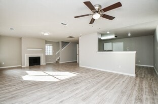 11659 Evesborough Dr in Houston, TX - Building Photo