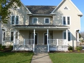 290 S Main St, Unit 292B in Canandaigua, NY - Building Photo