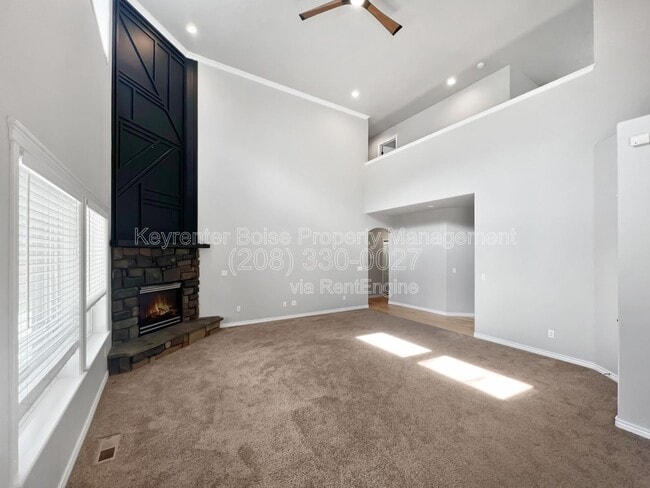 345 E Kite Dr in Eagle, ID - Building Photo - Building Photo