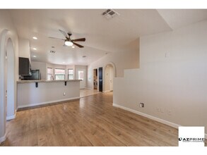 3005 E Danbury Rd in Phoenix, AZ - Building Photo - Building Photo